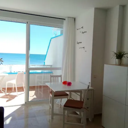 Nuevo Roca Chica, Primera Linea Playa,torremolinos Апартаменти Торремолінос