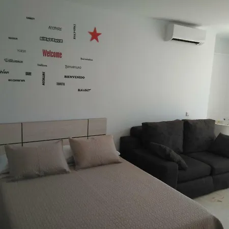 Apartamento Nuevo Roca Chica, Primera Línea Playa,torremolinos *