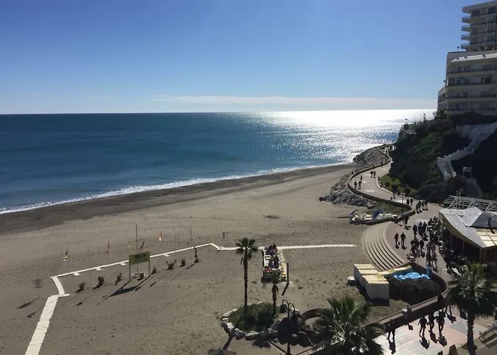 Nuevo Roca Chica, Primera Linea Playa,torremolinos Lägenhet