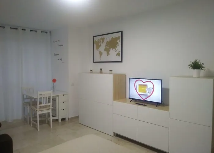 Nuevo Roca Chica, Primera Linea Playa,torremolinos Lägenhet Torremolinos