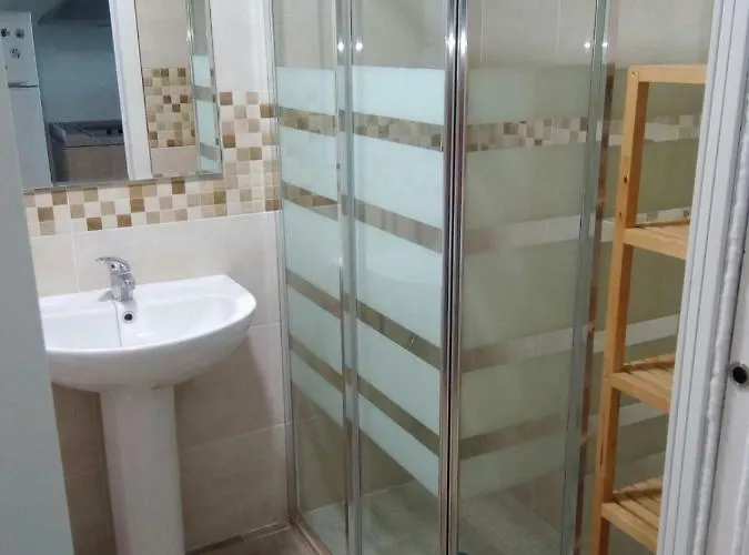 Nuevo Roca Chica, Primera Linea Playa,torremolinos