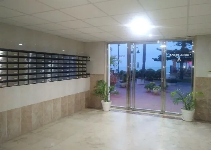 Nuevo Roca Chica, Primera Linea Playa,torremolinos Appartamento