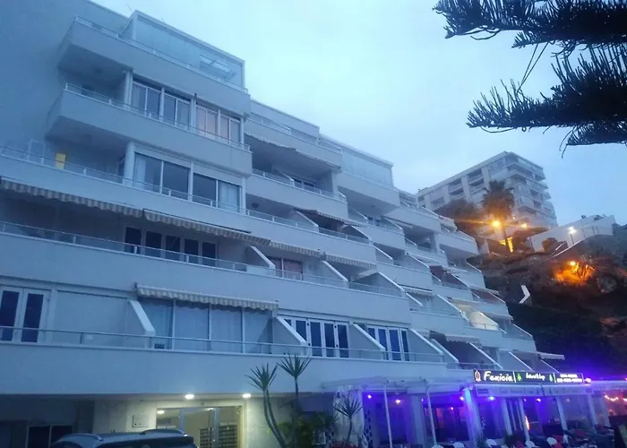 Nuevo Roca Chica, Primera Linea Playa,torremolinos Appartamento *