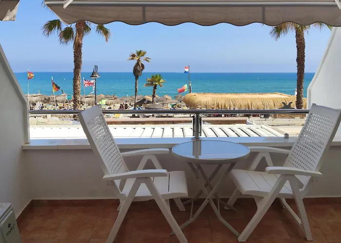 Nuevo Roca Chica, Primera Linea Playa,torremolinos * Торремолинос