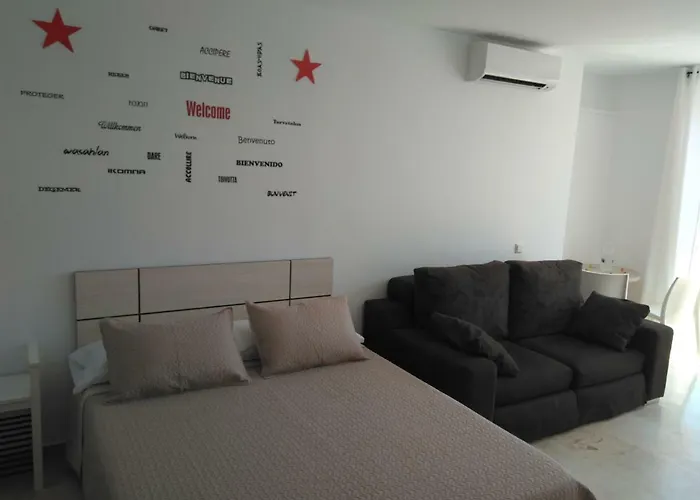 Апартаменты Nuevo Roca Chica, Primera Linea Playa,torremolinos *